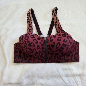 Victoria Sport Leopard Print Women's Bra